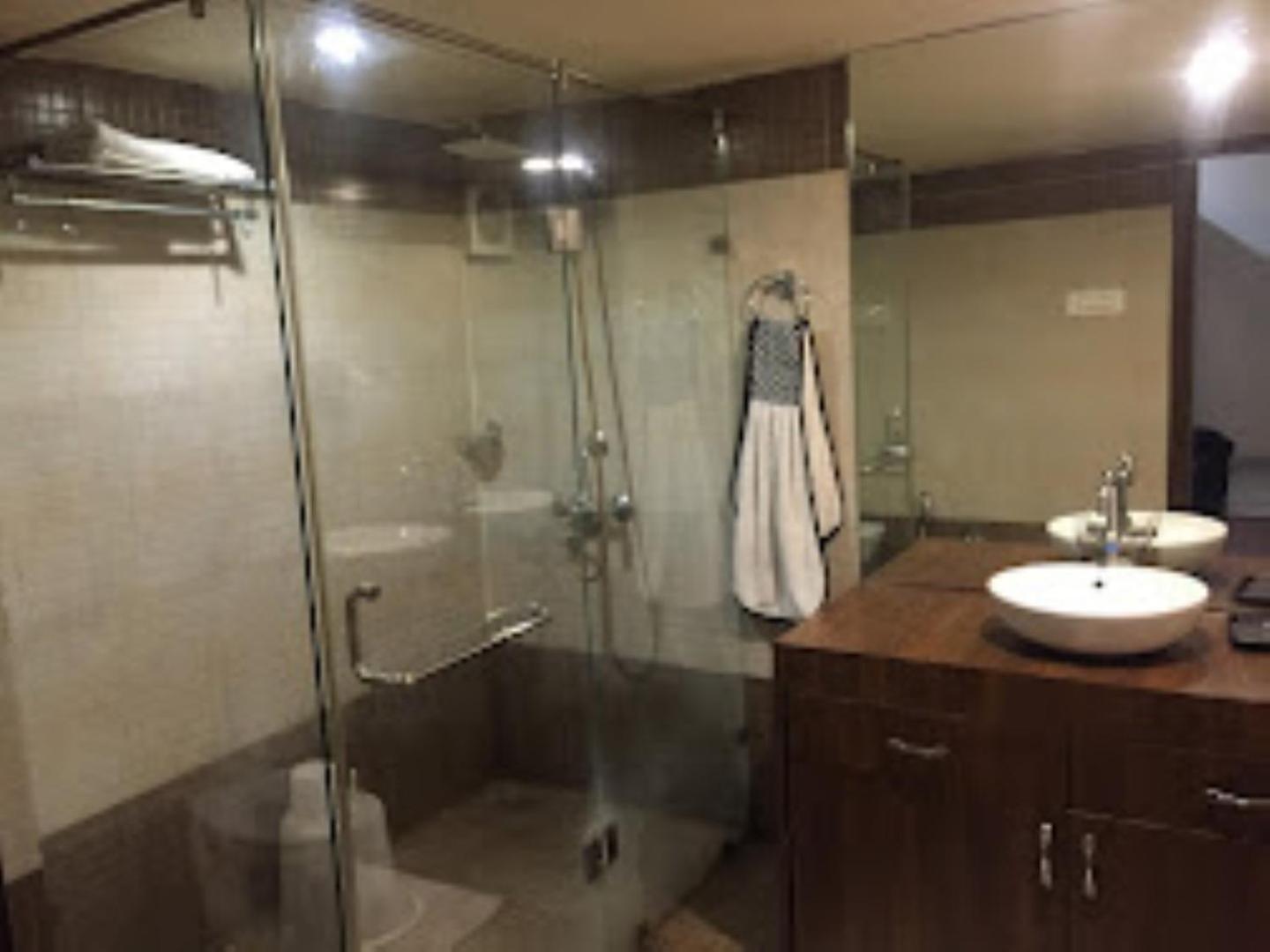 Hotel Saroj Sāgar Kültér fotó